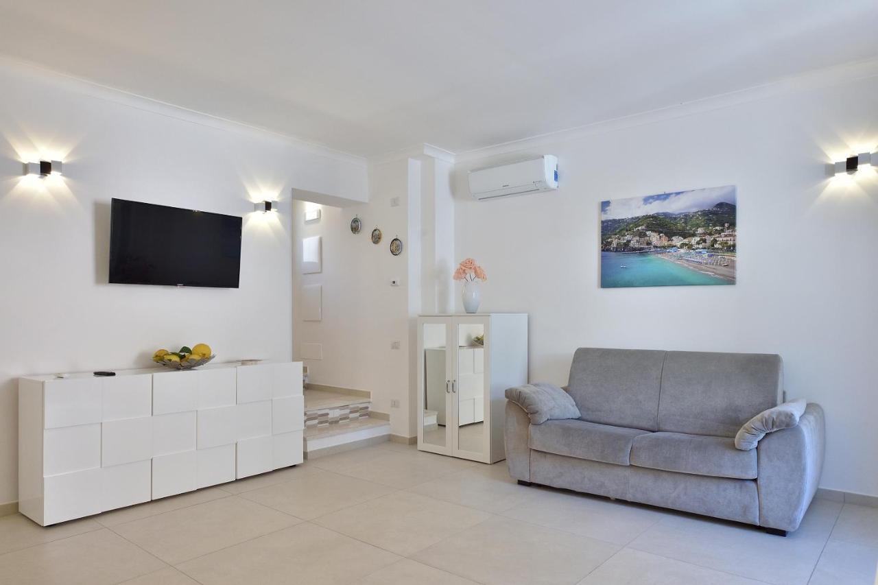 Sirena Apartment Minori Bagian luar foto